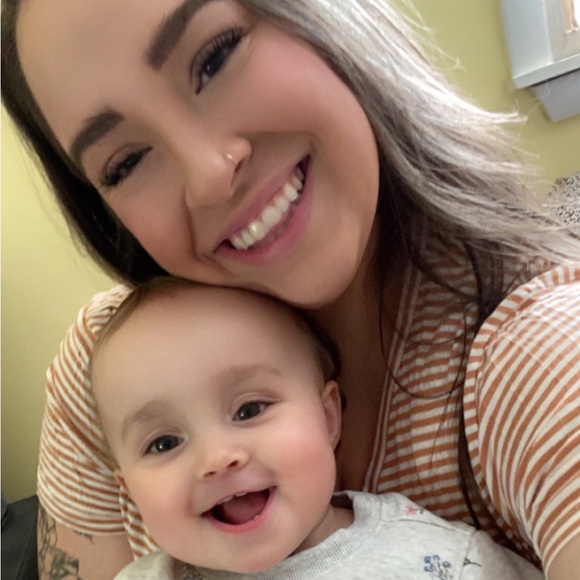 Meet your Posher, Christine - Picture 2 of 3